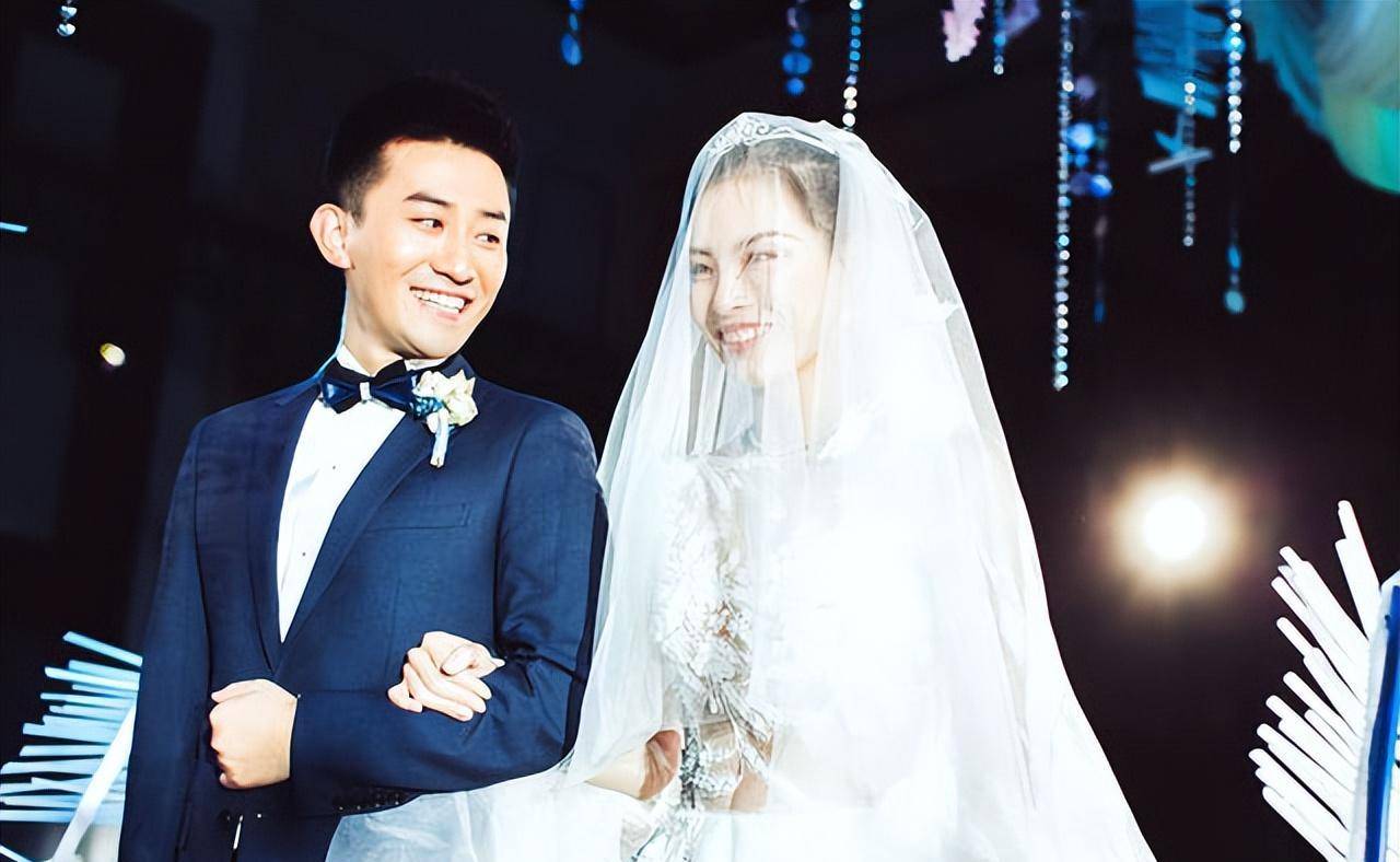 14年后再看吴敏霞,才明白嫁给普通人是多么正确的选择_张效诚_比赛