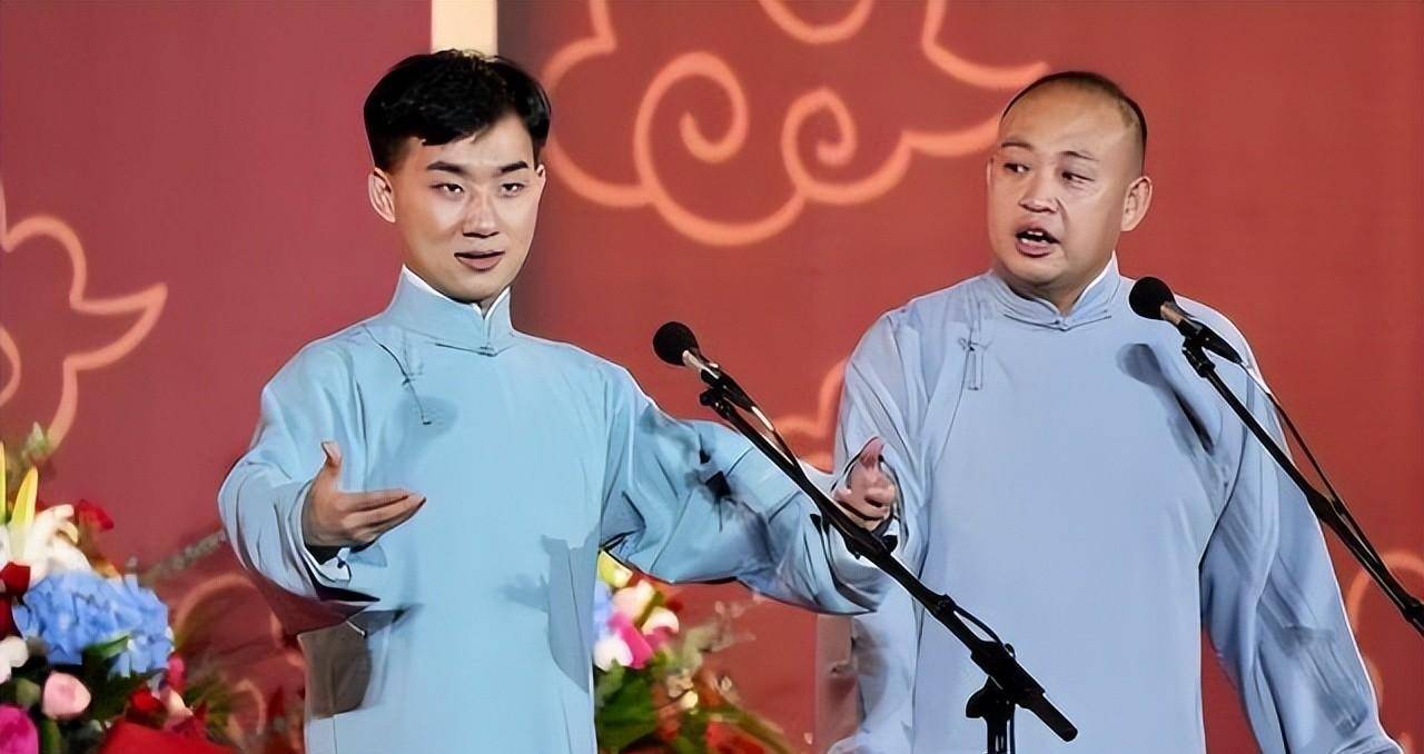 德云社郭德纲深夜发文晒照,引发网友热议,观众是真捧德云社啊_陶阳