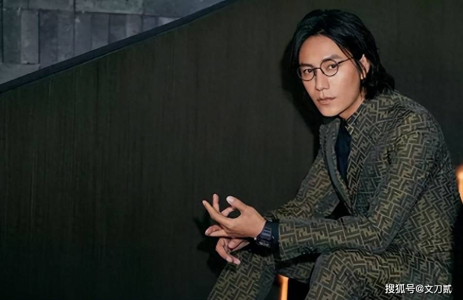 "文艺不老男神"陈坤的神秘人生_赵宝刚_孩子_依萍