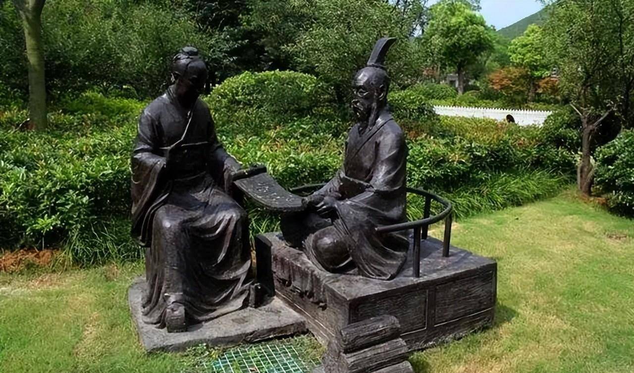 世界上第一个发现圆周率的人,刘歆:我这么有才,可惜走错了一步_刘向