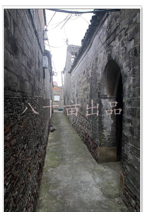 这幢老宅为第三次全国文物普查登录点.