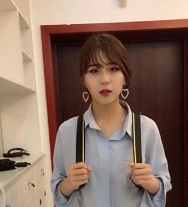 被嘲笑身材壮硕的钟婷,靠搞笑视频火出圈,现状不禁让人唏嘘_网友_作品