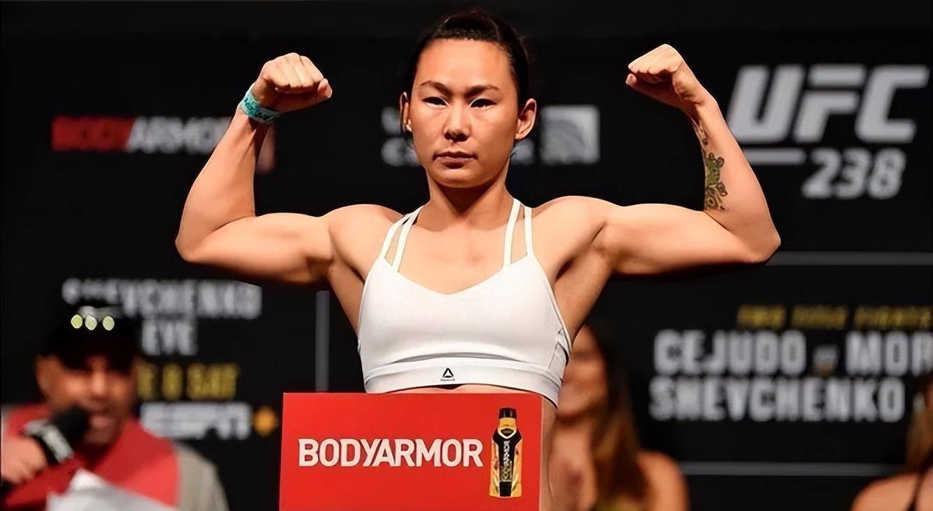 闫晓楠如今随着罗斯升重,并且表示对和张伟丽三番战并没有太大的兴趣