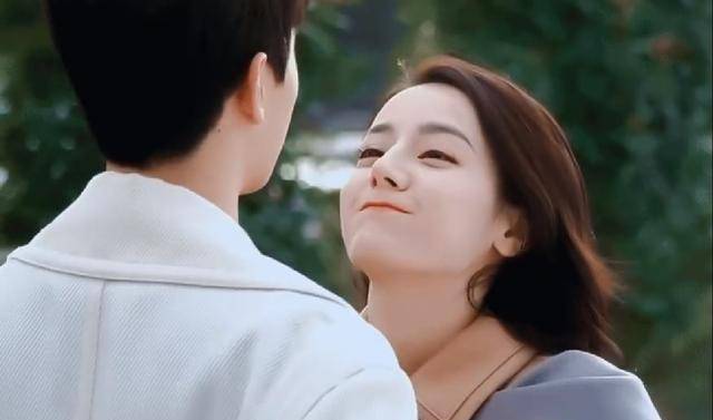 热巴与杨洋这组cp,这么养眼,真的只是因为一个靓,一个帅?