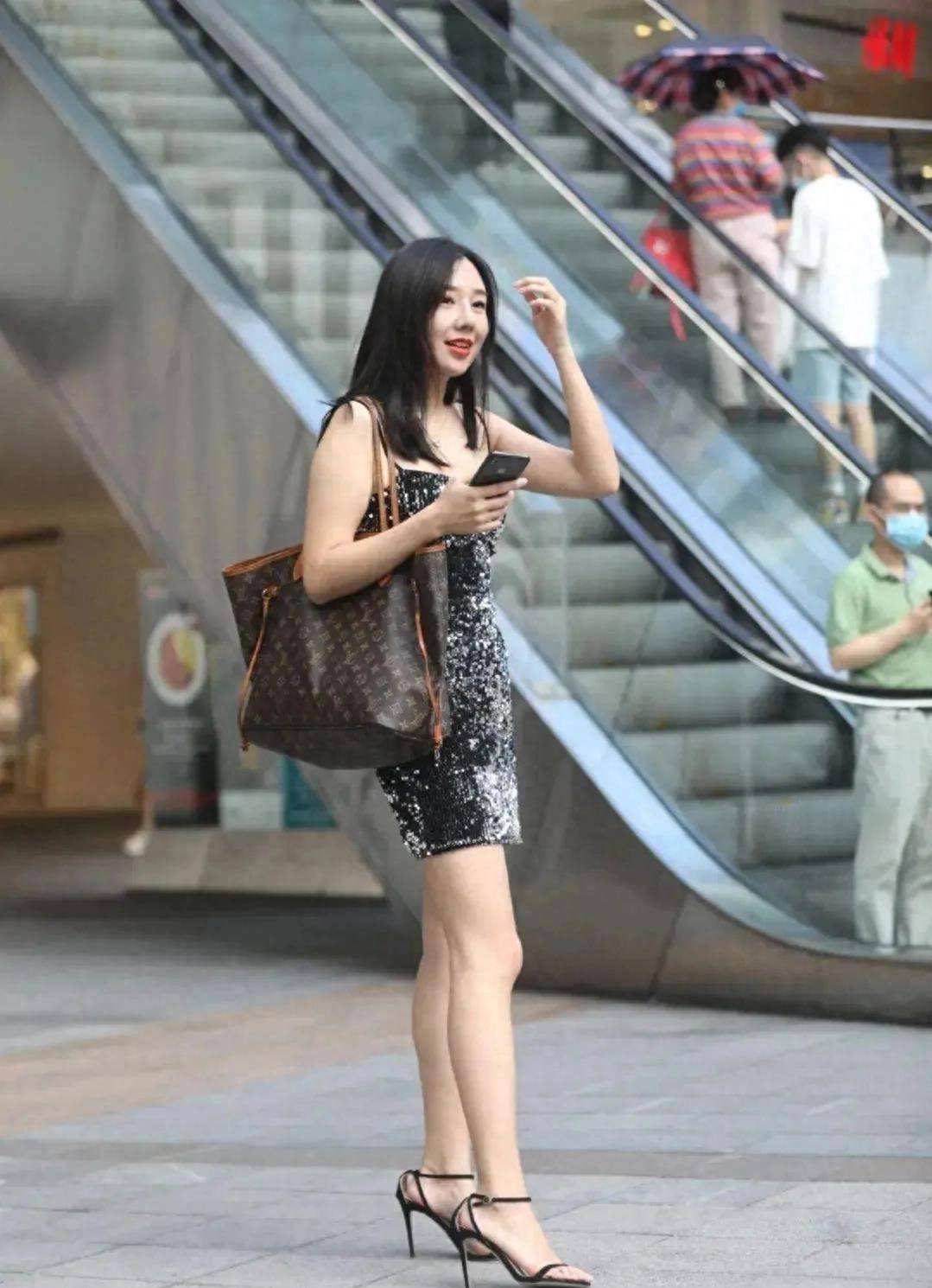 上海贵妇 美腿图片