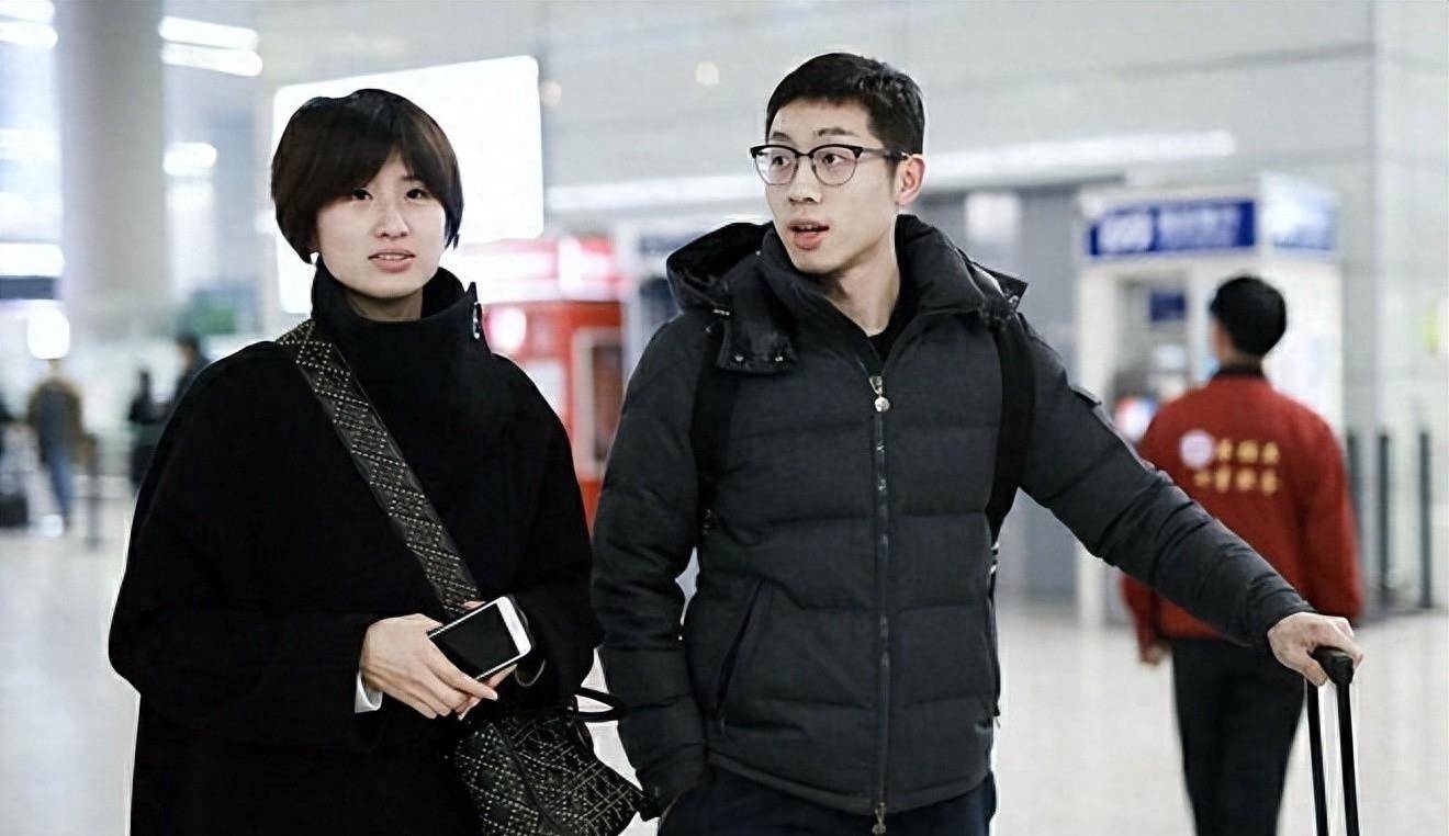 乒坛名将许昕:老婆是国乒第一女子,为他退役放弃整个职业生涯_姚彦