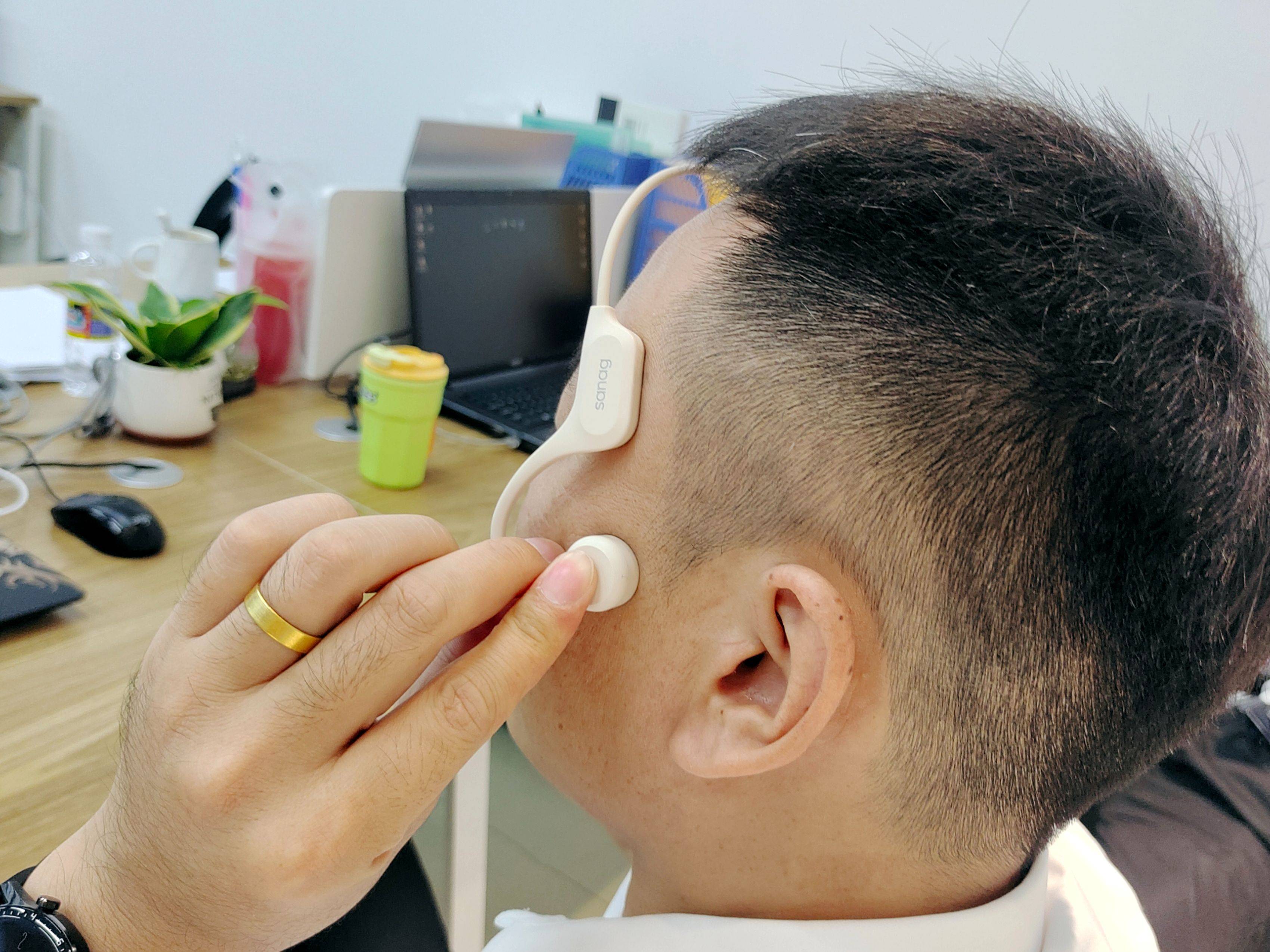 游泳必备sanag 塞那 B60S PRO骨传导耳机，亲身评测，“神兽”归笼前值得一试