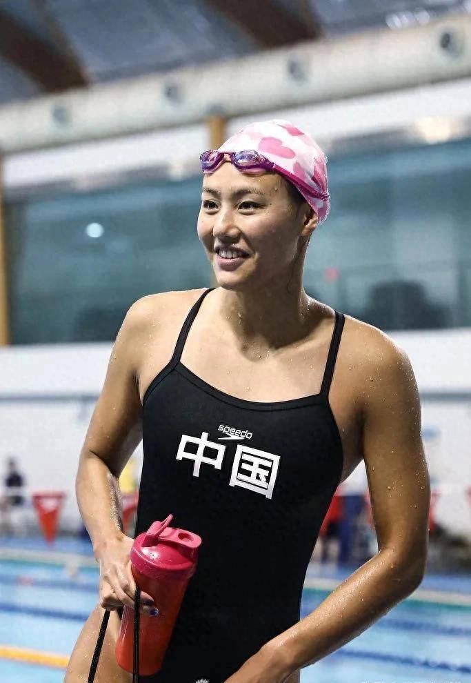 中国游泳刘湘图片