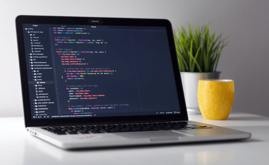 电脑屏幕的大小对使用者体验的影响_任务_眼睛_玩游戏