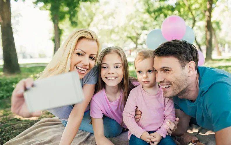 父母与孩子最好的关系,不是身不由己,而是互不嫌弃_生活_教育_压力