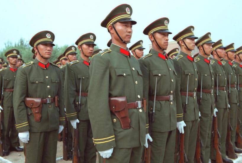 1名公安,管理几万人的农村,70年代的治安,到底多好?_乡镇_人口_我国