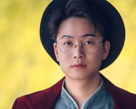 华晨宇怼李袁杰不知音调,那李袁杰的《离人愁》是否存在抄袭?