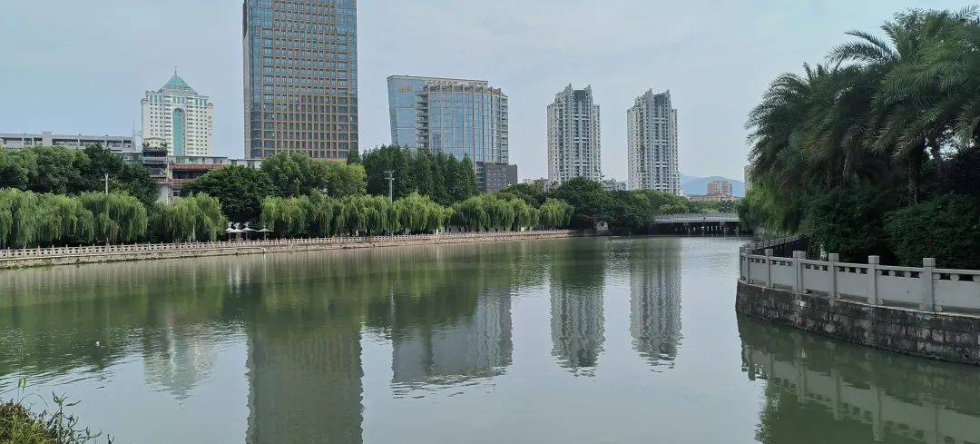 温州吕浦湾·东玺售楼处电话!电话!【售楼中心】24小时电话详情!