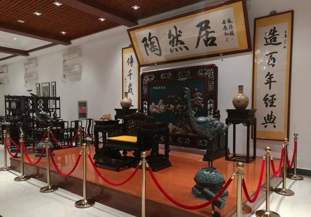 国庆游览中国红木城,揭秘神奇的中华榫卯,感受古典家具历史文化_大城