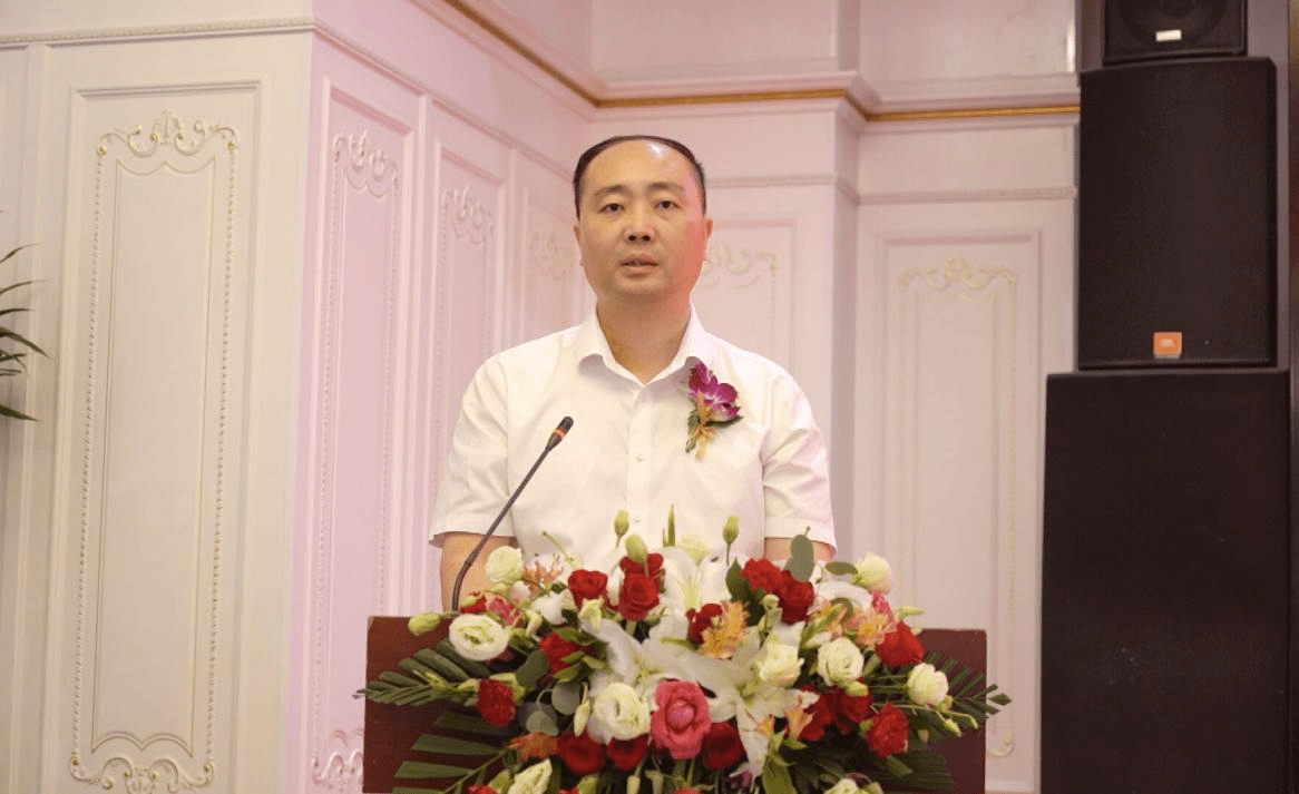 会上,临漳县委书记李书峰致欢迎辞并和与会领导开启启动仪式;临漳县