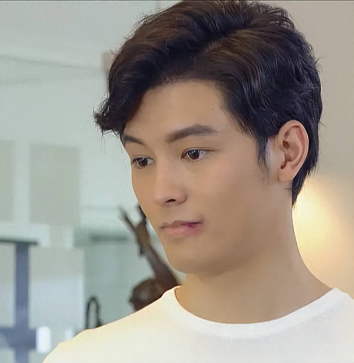 结论电视剧《骗心计》通过精彩的情节和深刻的人物刻画,呈现了复杂的