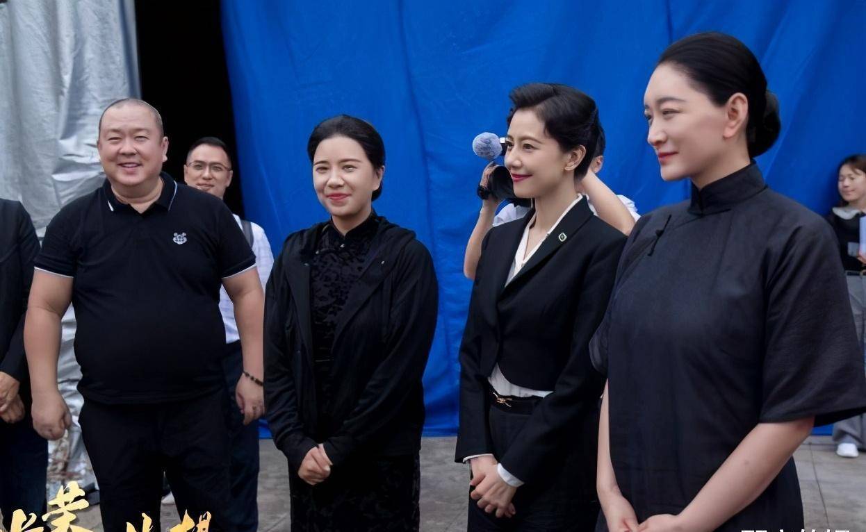 高圆圆产后复出,携《光荣与梦想》回归,扮演宋美龄气质高贵_黄晓明_剧