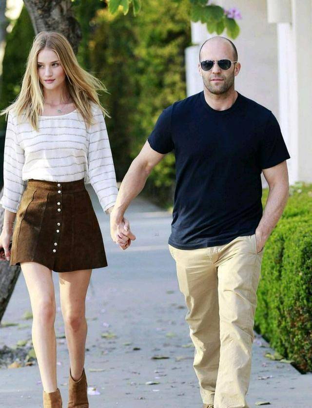 斯坦森"外号郭达森这个男人,他拥有着让大多数女人为之疯狂壮硕肌 