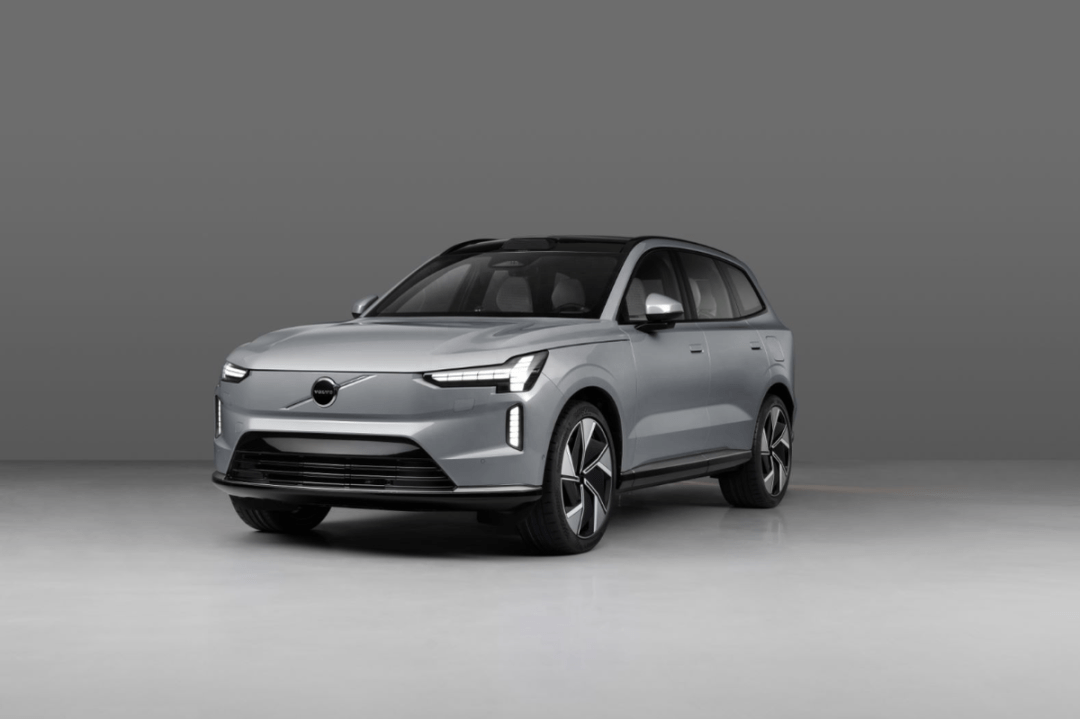 沃尔沃首款MPV公布预告，11月首发或为极氪009姐妹车型