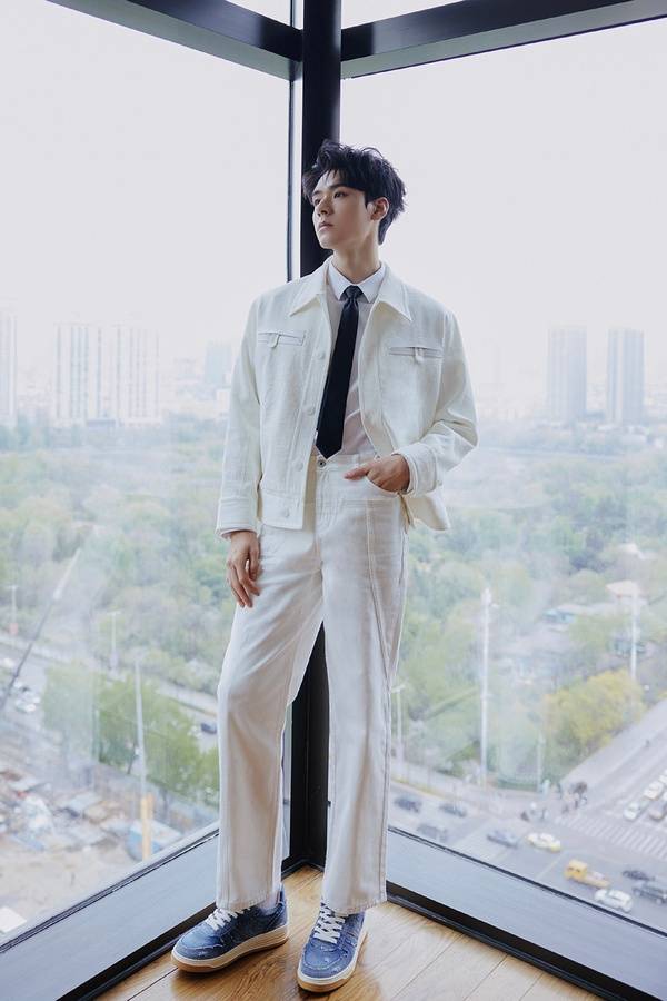 肖战&杨洋&龚俊不愧是颜霸,杨颖&古力娜扎美得夸张_活动_微博_图片