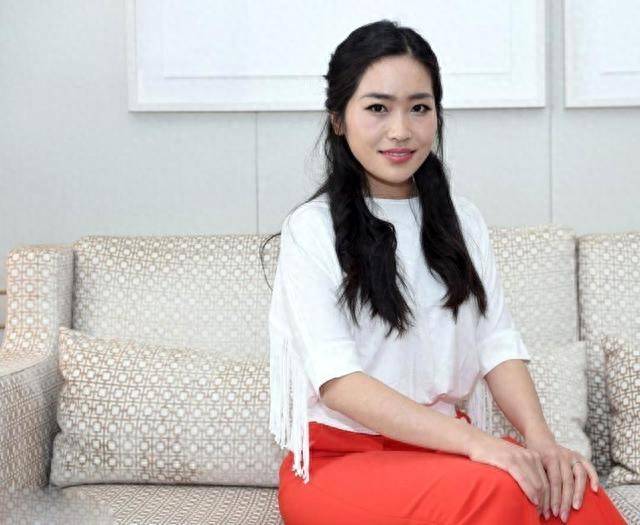 才华堪比同父异母姐姐,40岁妈妈很自豪_张末_张壹男_陈婷