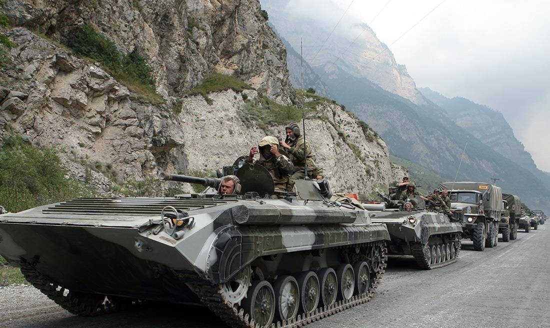 俄格五日战争:中国记者生死记_茨欣瓦利_基尼斯_少校