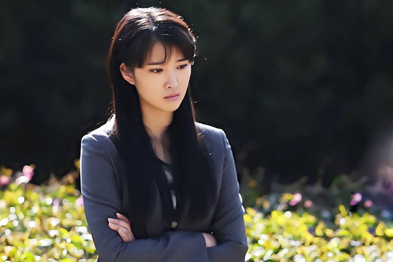 当红女星奚望:爱继父也爱生父,离婚最对不起年幼的女儿