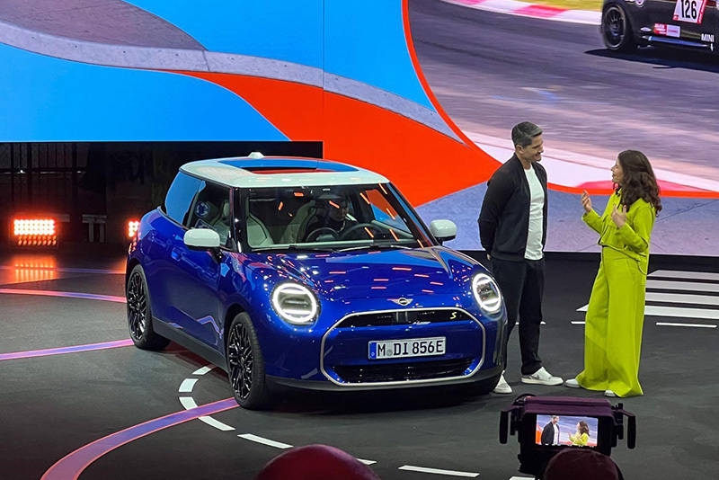 宝马全新电动minicooper首发开启品牌进化新阶段_搜狐汽车_搜狐网