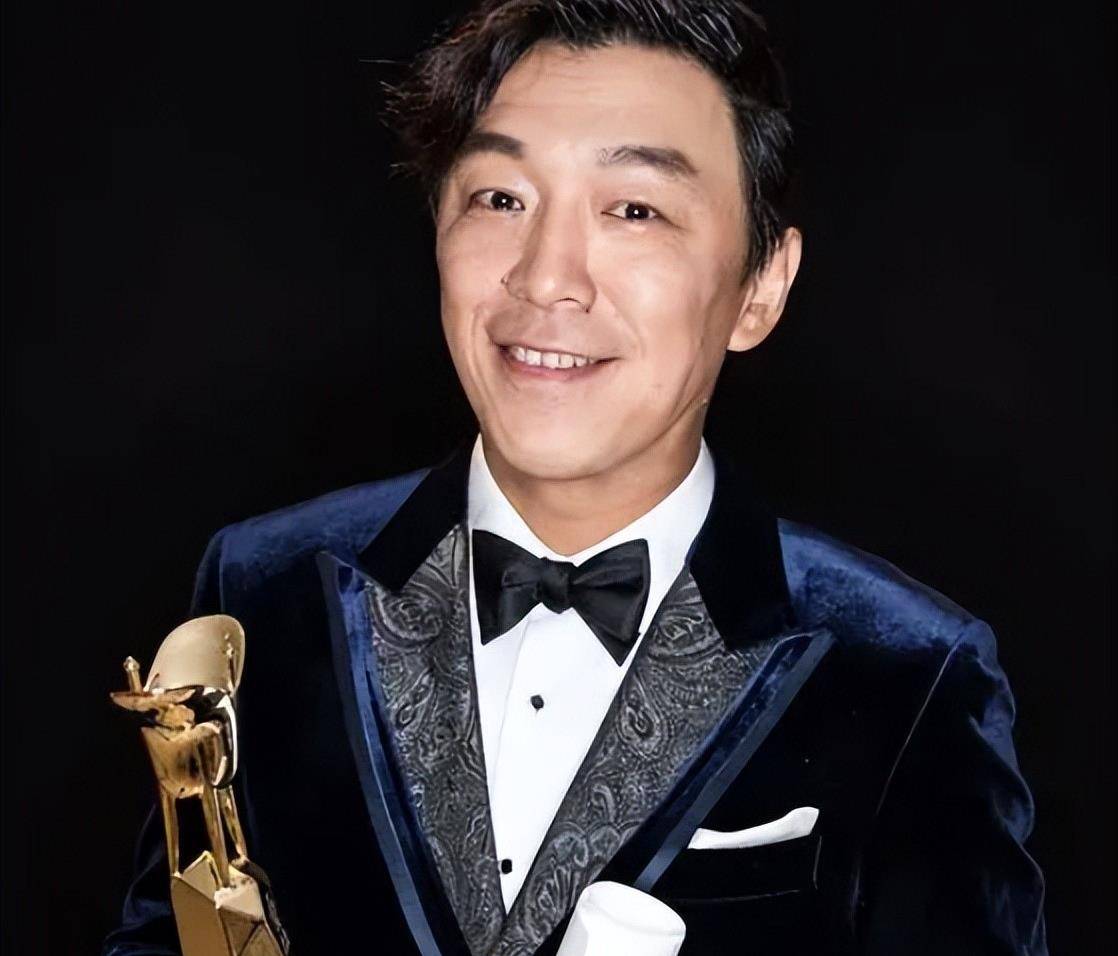 黄渤的49岁生日,仅3位明星祝福,让我看到了娱乐圈的世态炎凉_张艺兴