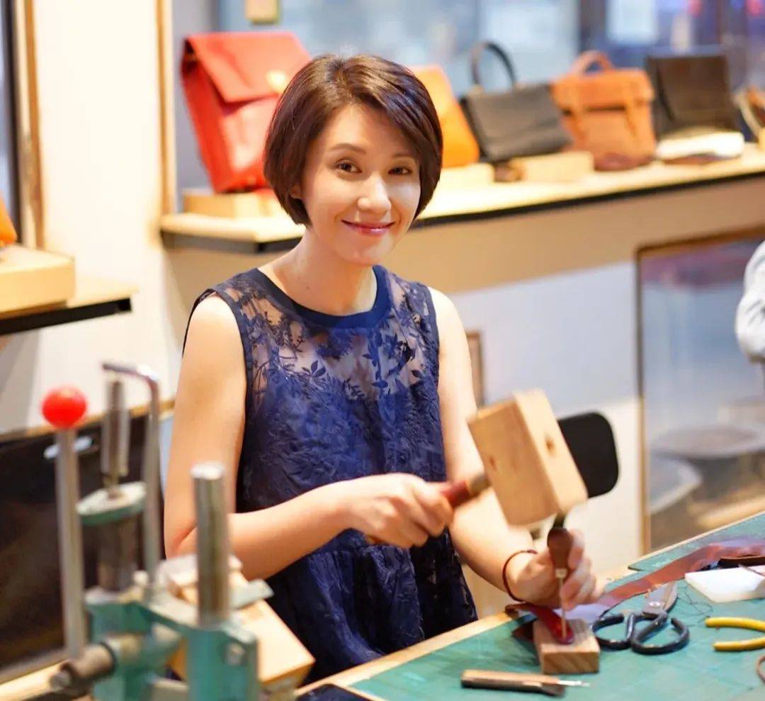 《一路朝阳》郝洋:因《暖春》被骂至今,50岁最大的遗憾是没孩子_妈妈