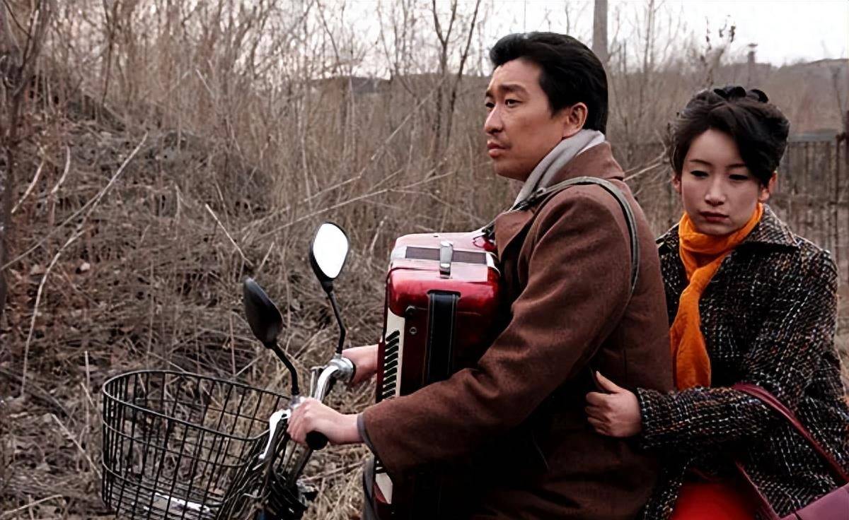 《钢的琴》这个作品很有趣!豆瓣评分8.