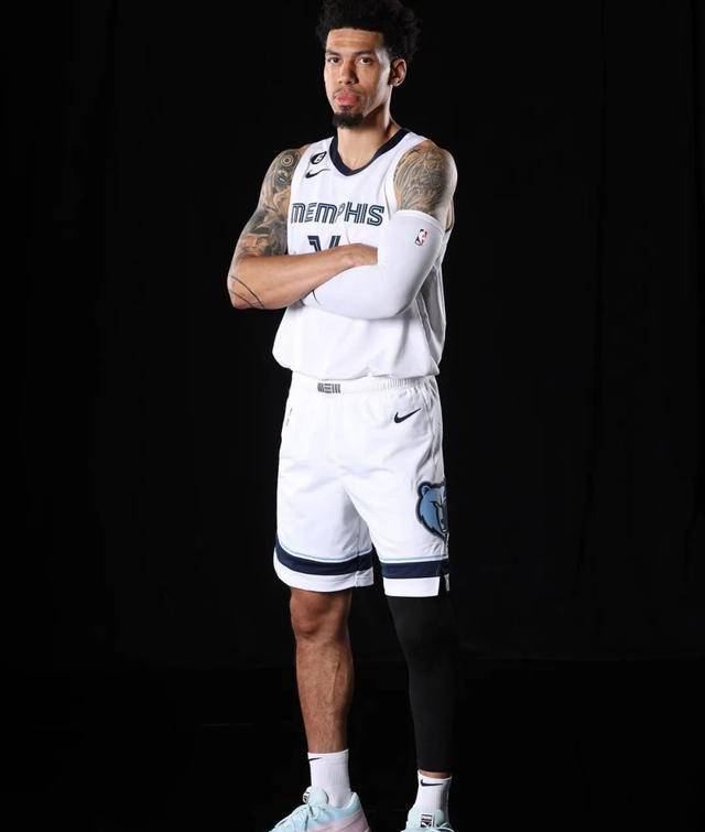 三届nba总冠军丹尼-格林,36岁因伤退役_马刺队_赛季_湖人