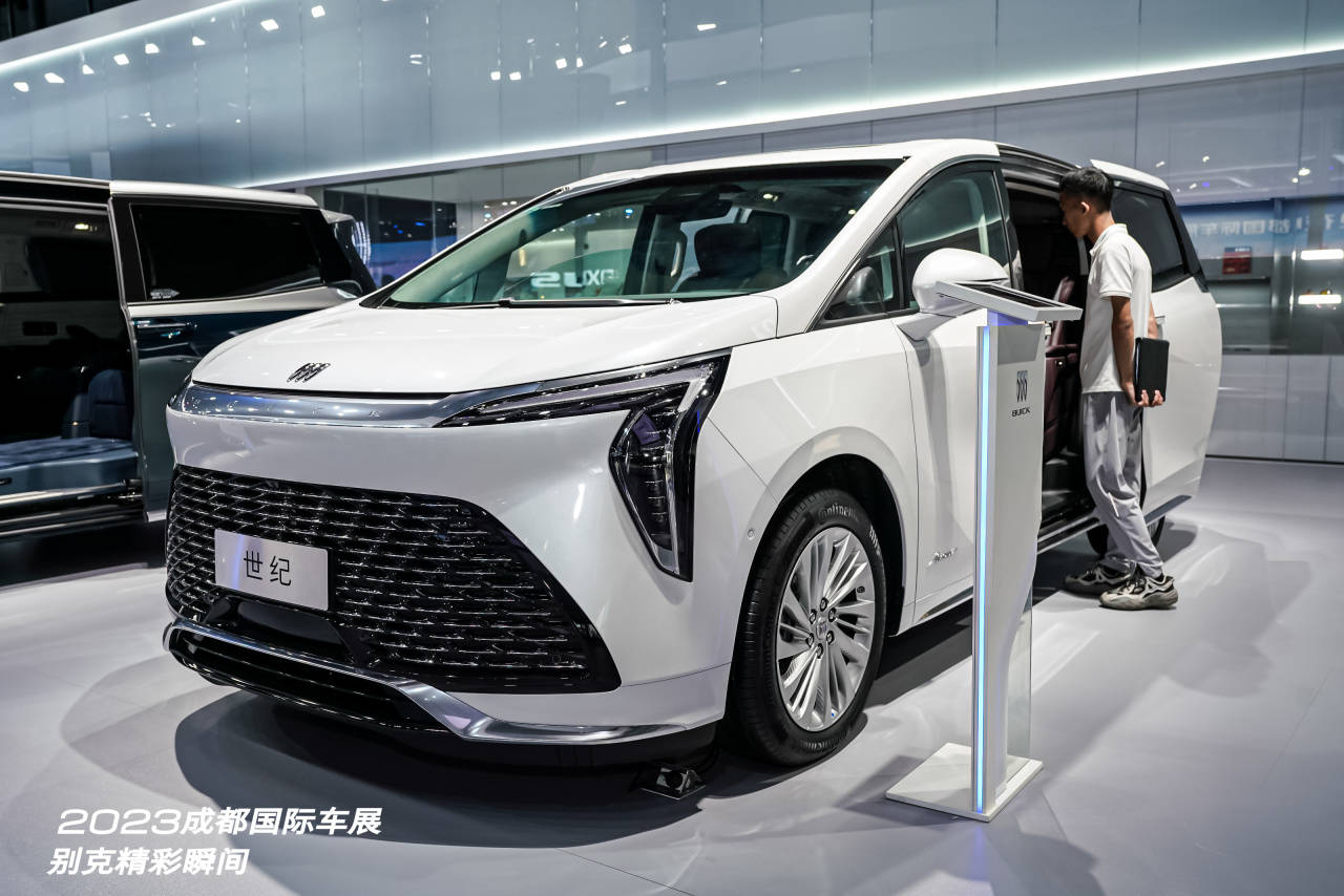 成都车展别克诠释"智电新生" 昂科拉plus乐活登场_搜狐汽车_搜狐网