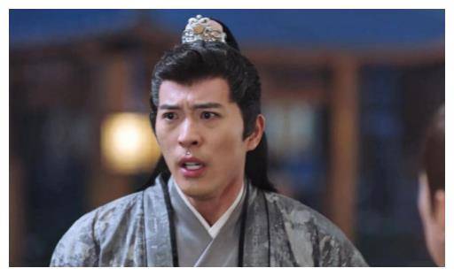 发福就别演古偶,瘦的时候翩翩公子仙气飘飘,肿了全成"胖头鱼"_李易峰