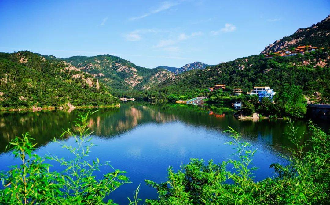 推荐线路:day1:招虎山国家森林公园—地雷战旅游区—小孩儿口国家城市