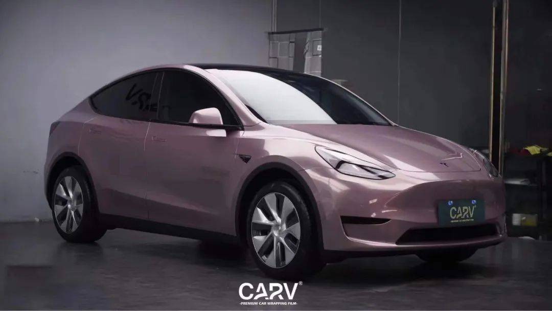 特斯拉modely卡孚carv改色膜冰莓粉,浪漫宇宙中的冰美人_抵抗_带着