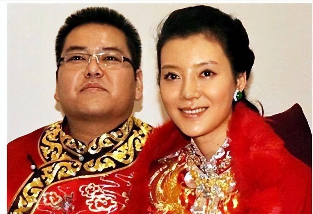 车晓隐瞒了36年,终于公开父亲的身份,原来是《亮剑》中的他_婚礼