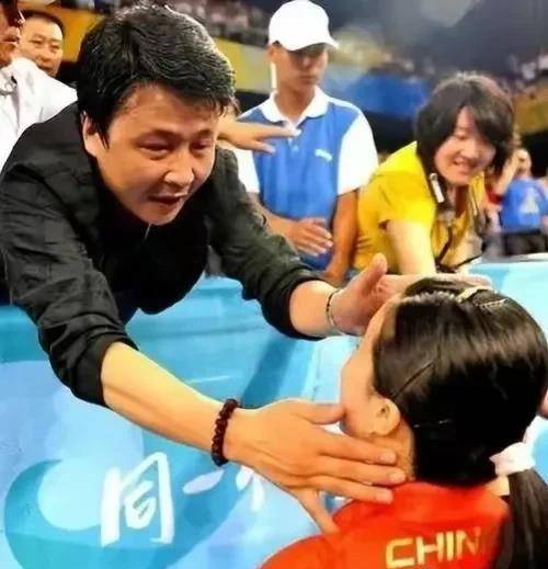 看完王楠郭斌的幸福17年:才发现长久的婚姻,从来都是双向奔赴_刘国梁