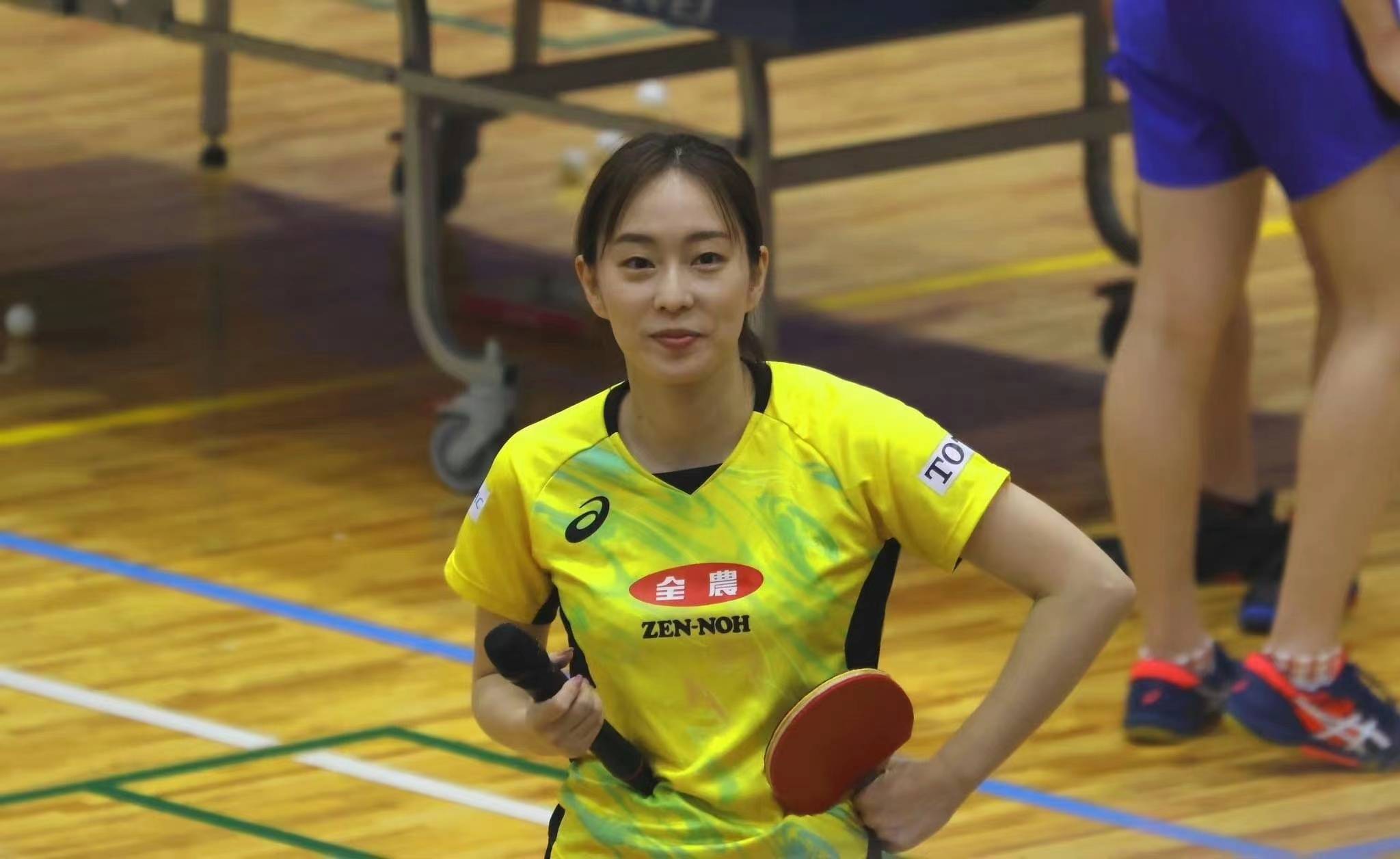 石川佳纯穿和服亮相:30岁日本女神退役了也很漂亮_中国_球迷_乒乓球