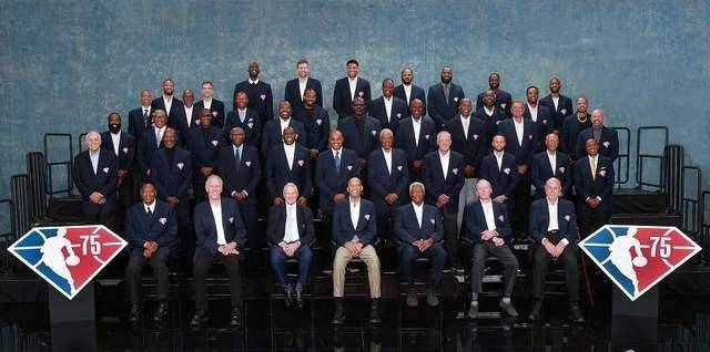 1983年执教费城76人拿到总冠军,86年入选奈史密斯名人堂,96年入选nba