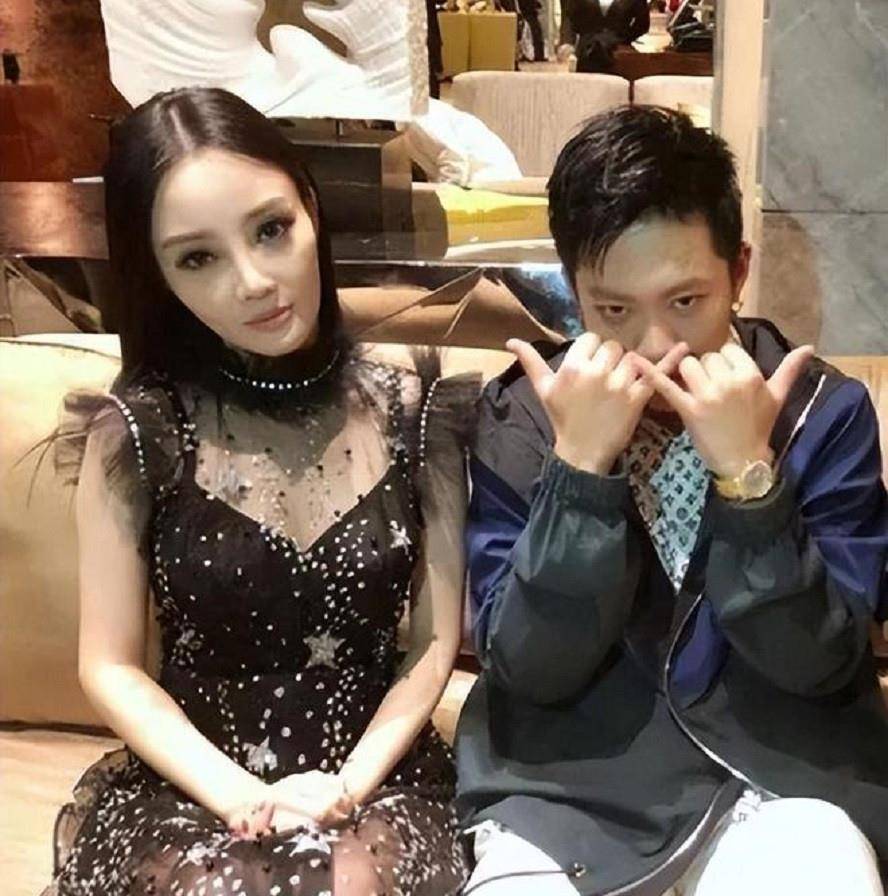 李小璐之后,pgone又谈恋爱?周淑怡与pgone传出绯闻_网友_传闻_恋情