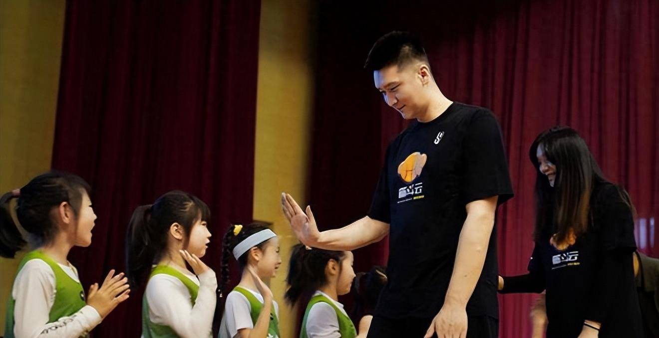 与名模离婚净身出户后,38岁的前男篮国手孙悦,他变了!