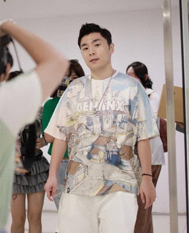 德云社张九南回归第八队,完成哈尔滨新剧场首映,狗起来