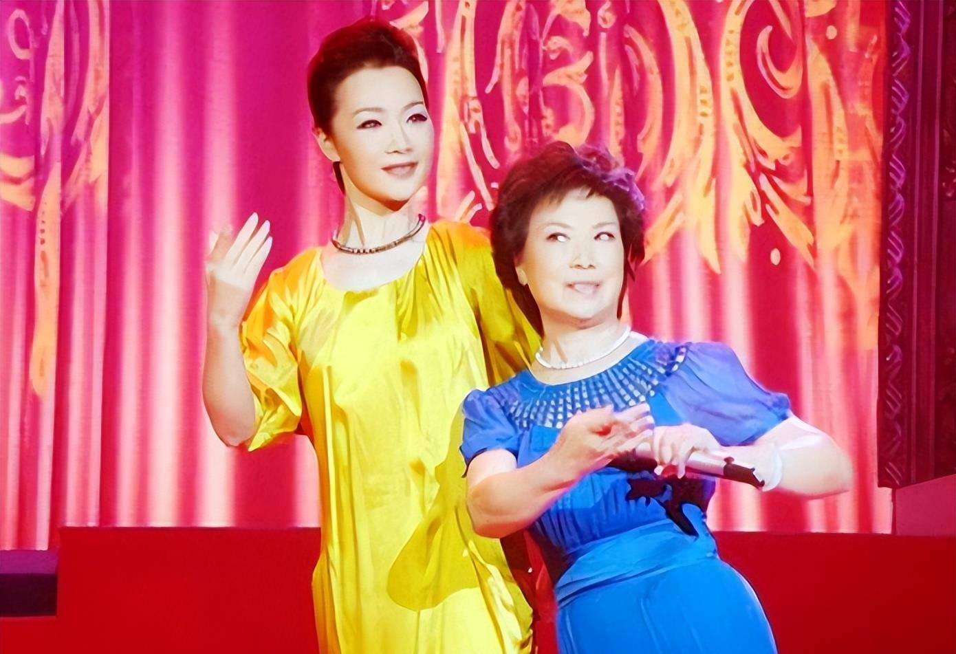 52岁依旧单身,歌唱家吕薇"不婚不育"的背后,藏着一段爱情悲剧_海政