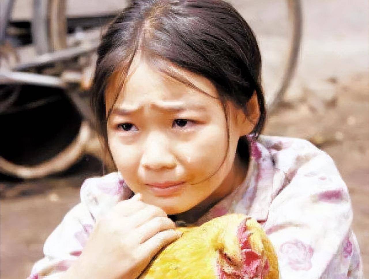 《暖春》小花扮演者齐如意长大了,目前无戏可拍,还常被网友挖苦_作品