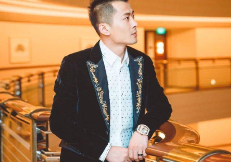 辛巴瞅准机会,准备进军娱乐板块,与各大主播交好_ks_平台_阿哲