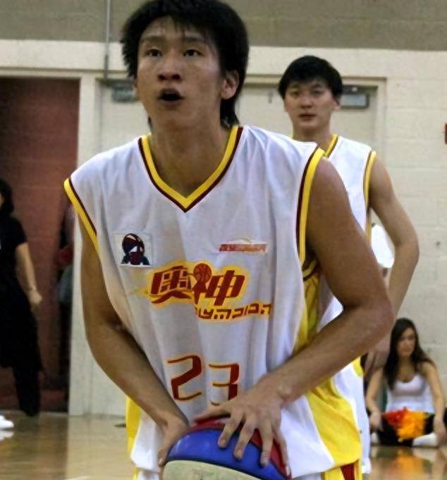 与名模分手净身出户后,38岁的前男篮国手孙悦,他变了?