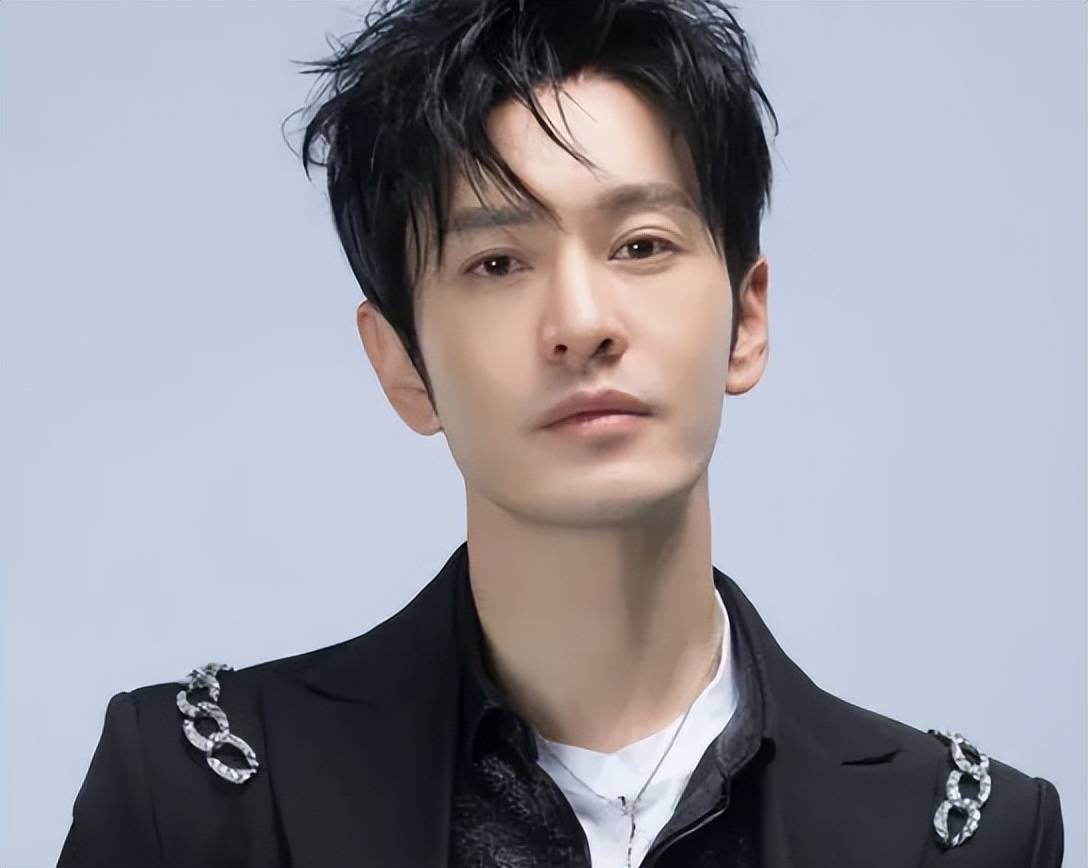 认为是黄晓明用了钞能力,让她的内容被公关了