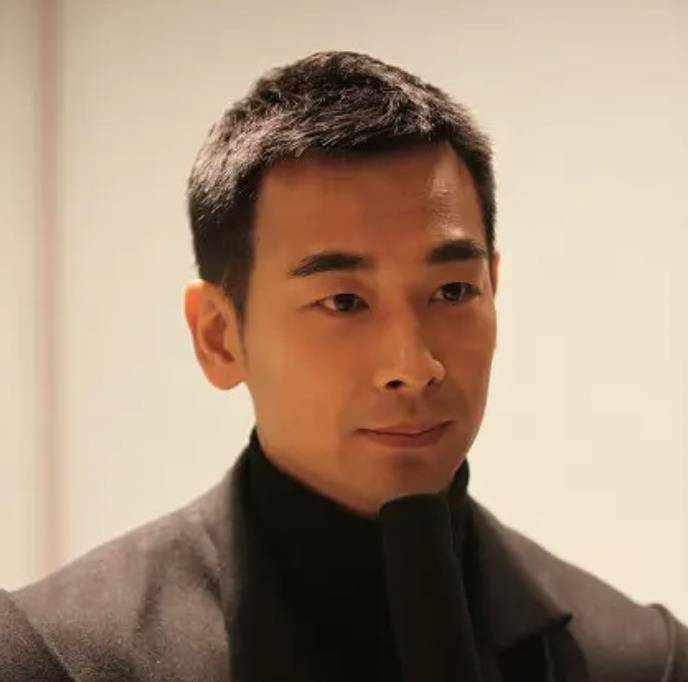 杨幂战队赵文卓,发声力挺.各执一词的回应,彻底拉开了说战的序幕.