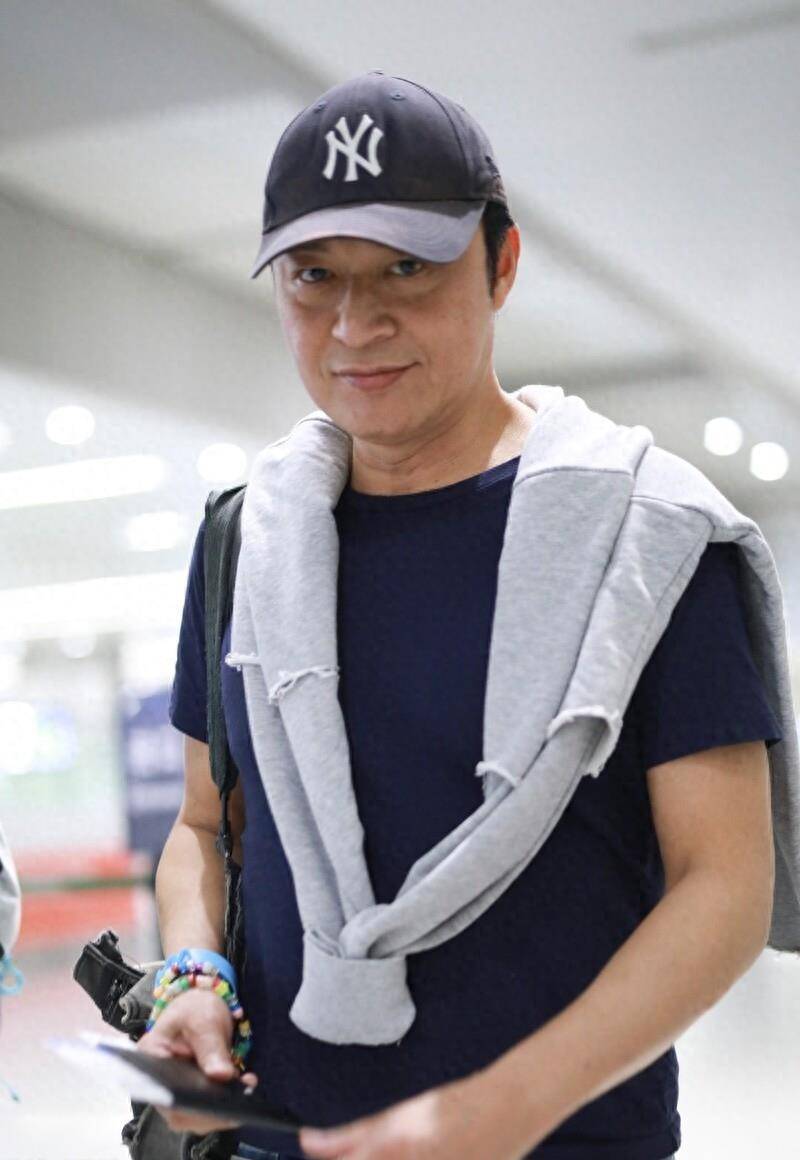 除了在演艺圈中表现突出,马景涛在现实生活中也是一个很有爱心的人.